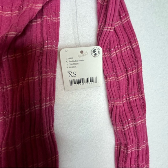 NWT Free People Pink Long Sleeve Shirt
Big cuff collar
sz XS
Stretch - Picture 4 of 8